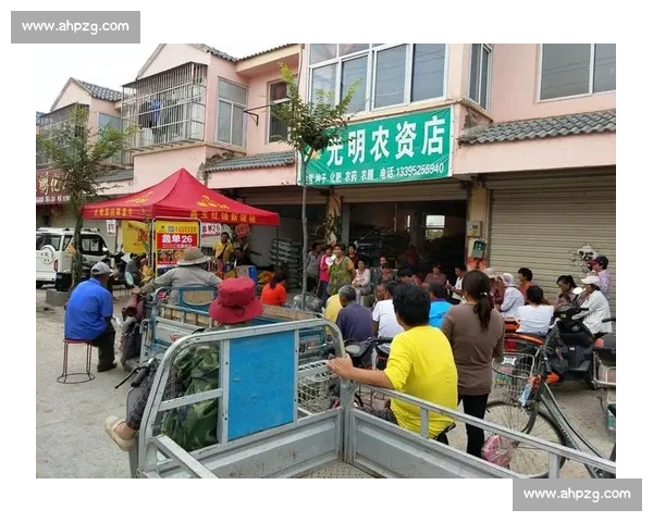 图赫尔更衣室暖心一幕:欧青赛夺冠后拥抱每位球员彰显领袖魅力 图赫尔更衣室暖心一幕:欧青赛夺冠后拥抱每位球员彰显领袖魅力